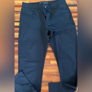 Vuori Men's Chinos - Deep Blue